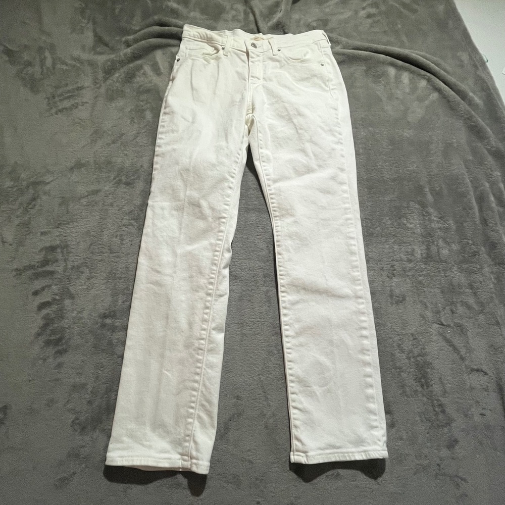 Levi's Classic Straight Jeans Womens 10M W30 White Mid Rise Denim 39250-0049